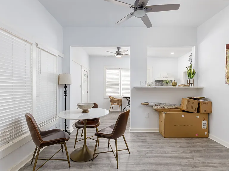 110 E Craig Pl #3 — Photo 7
