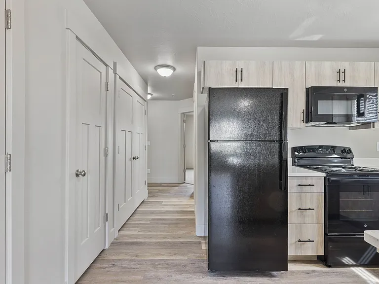 G5880RO — Photo 12