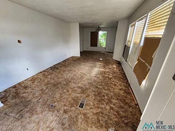 2nd image of 203 Teresa St