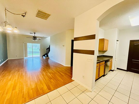 5th image of 9082 Iron Oak Ave