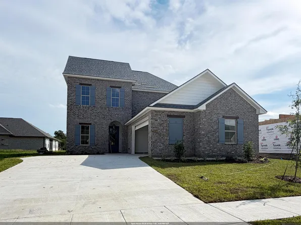 36189 Belle Parc Ave, Geismar, LA 70734