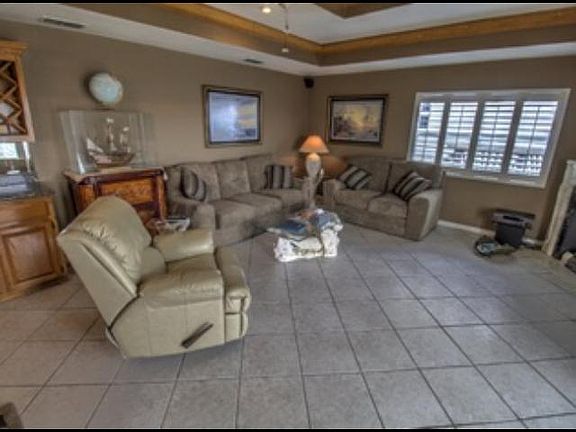 4th image of 217 Bass Ave