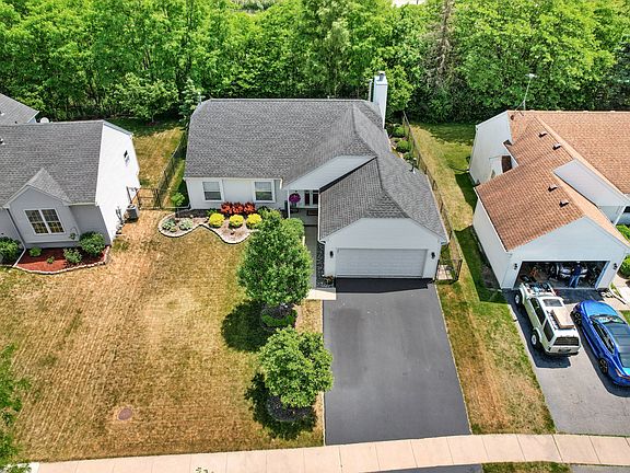 2nd image of 612 Grace Dr
