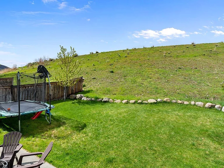 2037 E Brookings Dr — Photo 2