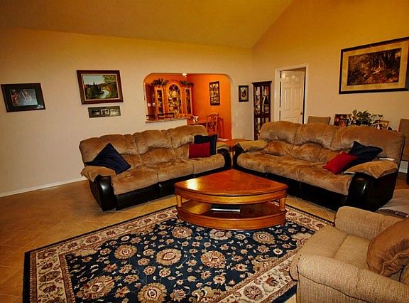4th image of 7319 Revelwood Dr
