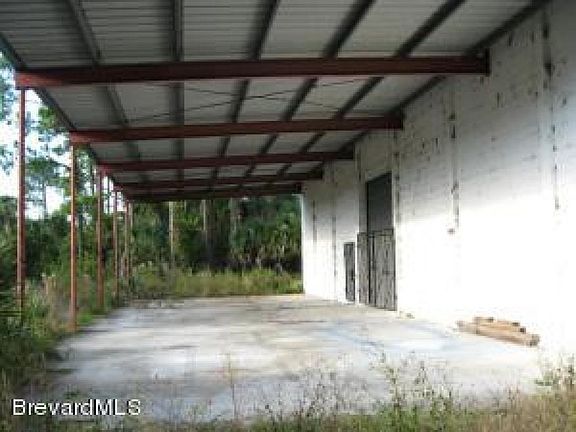 4th image of 225 Sunset Ave