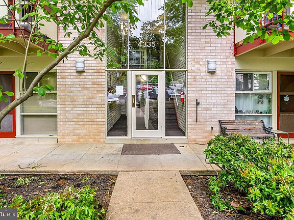 2nd image of 4335 Americana Dr APT 201