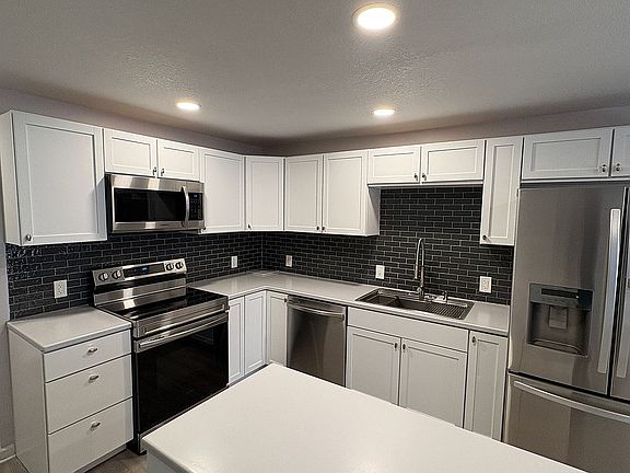 2nd image of 309 N Whitley St