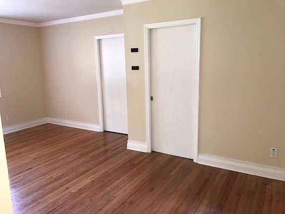 4th image of 606 Park Ave E #1