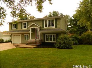 5999 Deersprings Rd, Cicero, NY 13039
