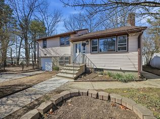 9 Olympia Ave, Woburn, MA 01801