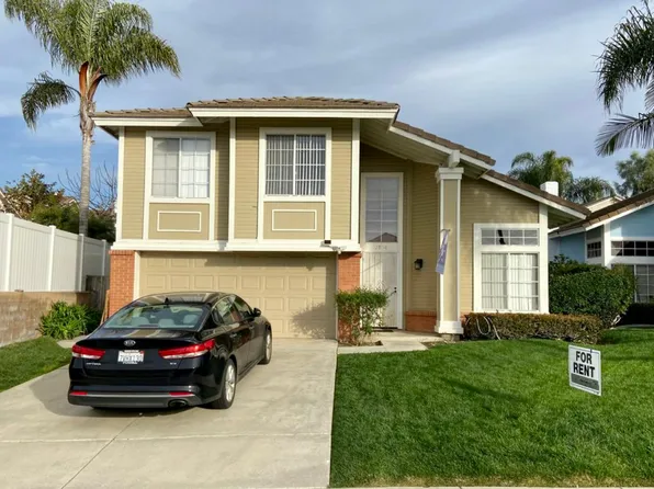 2104 Madiera Dr, Oceanside, CA 92056