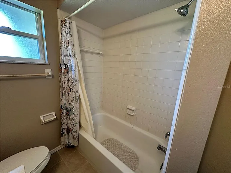 1067 Webster Ave NW — Photo 9