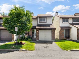 52 Baneberry Cres, Ottawa, ON K2L2Y4
