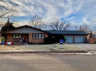 2700 W 11th St, Plainview, TX 79072