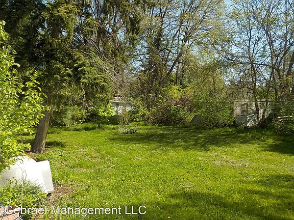 3rd image of 237 E Livingston Dr