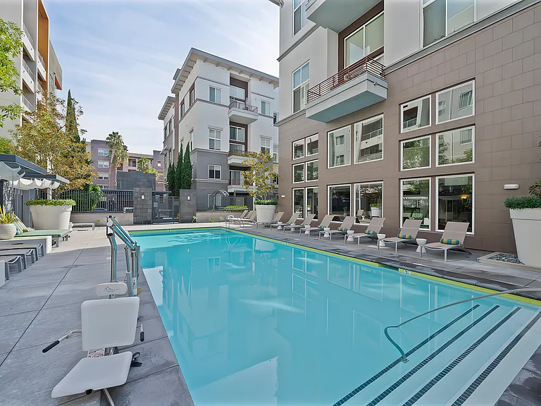 The Vivere Lofts — Photo 15