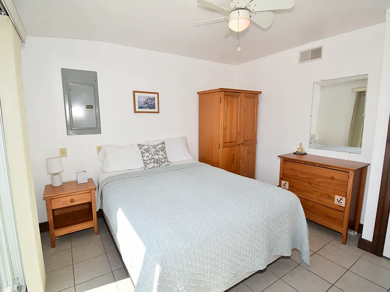 1499 Ocean Rd #1 — Photo 17