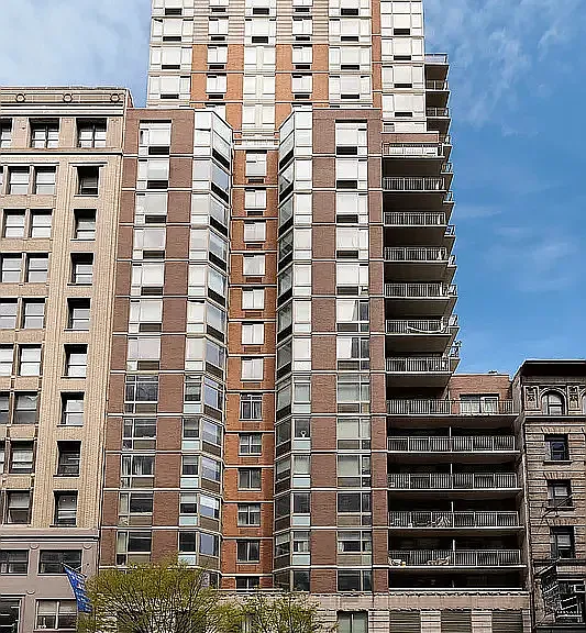 121 E 23rd St #3F — Photo 1