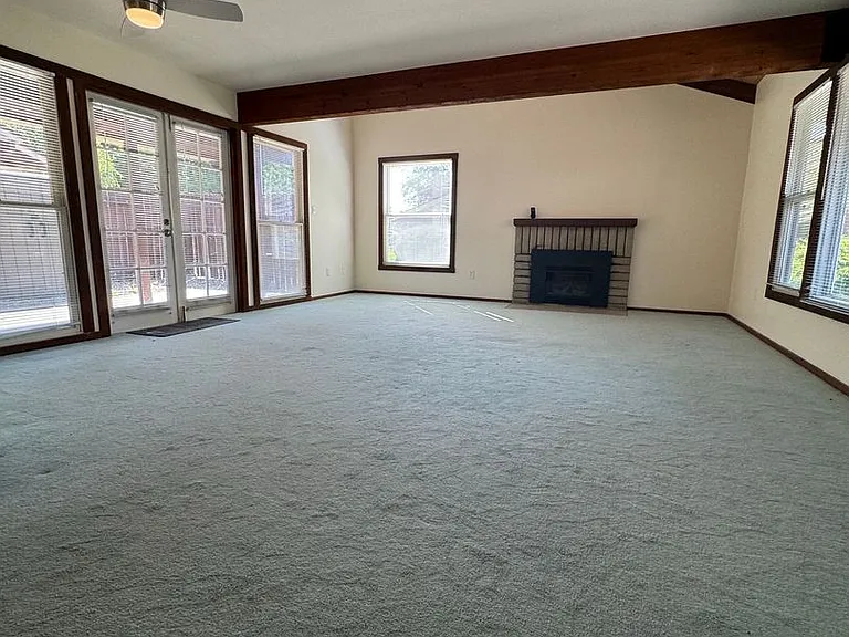 36 Meadow Lakes Dr — Photo 3