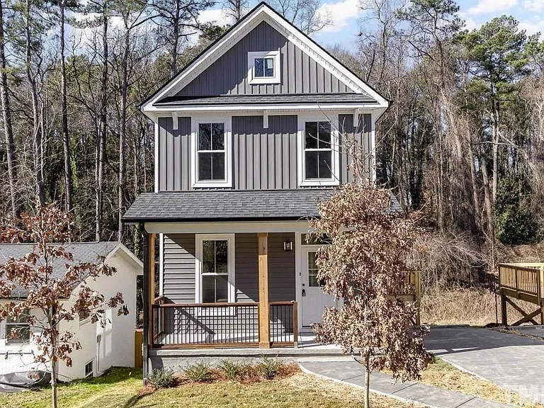 1420 Maplewood Dr #B — Photo 10