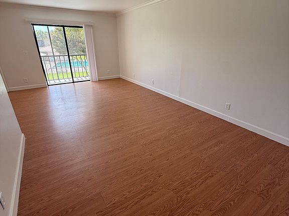 4th image of 6736 Palmetto Cir S APT 205