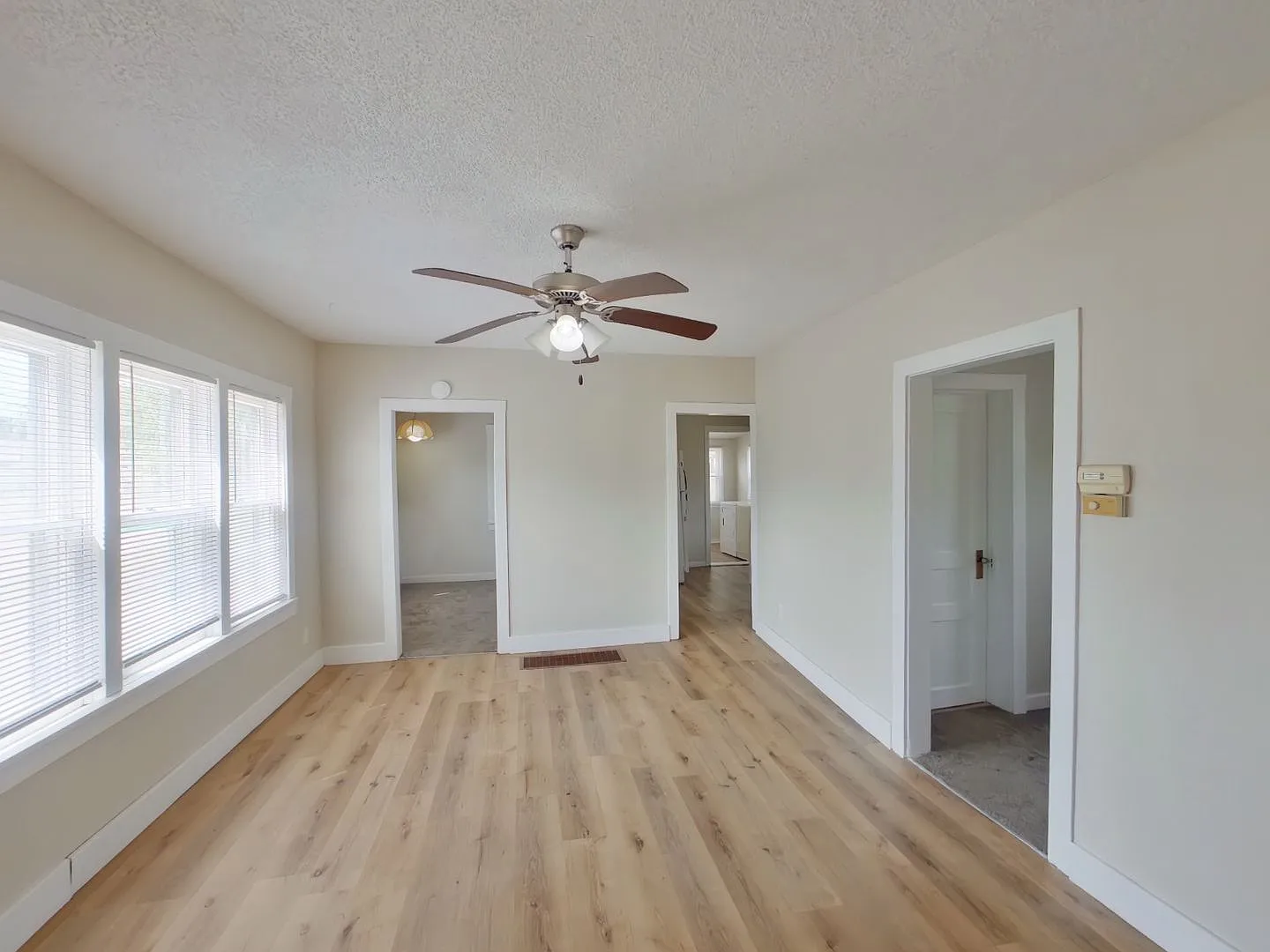 1125 S Millwood Ave — Photo 2