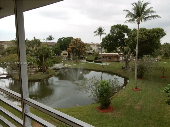 5051 W Oakland Park Blvd #302, Fort Lauderdale, FL 33313