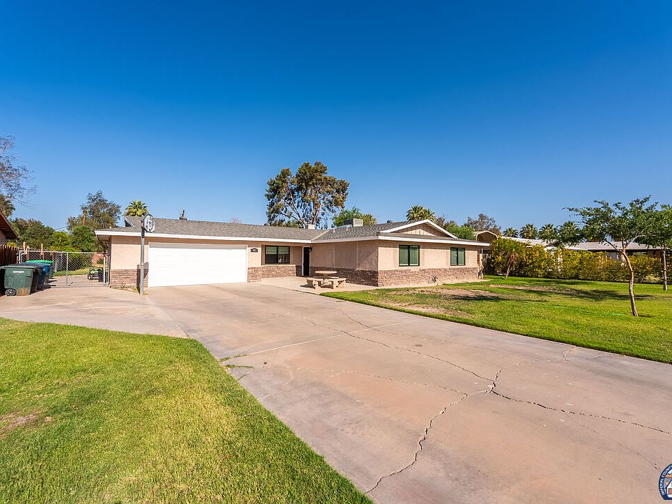 1st image of 403 S Glenwood Dr