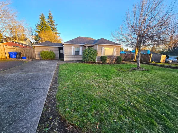 925 Laurel Ln, Oregon City, OR 97045