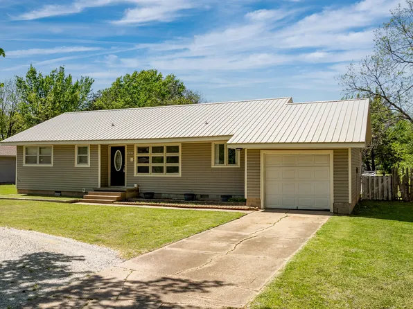 531 N Gunter St, Vinita, OK 74301