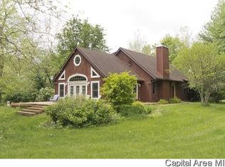 591 S Clear Lake Rd, Dawson, IL 62520
