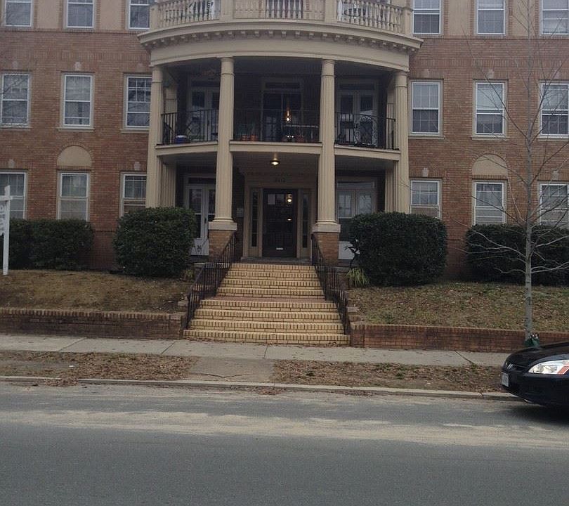 1st image of 3012 Monument Ave APT 2