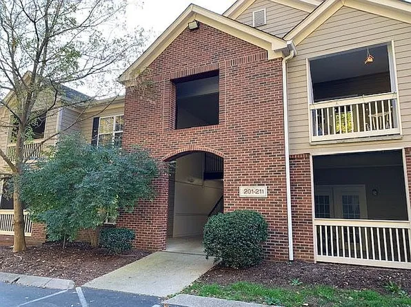 6820 Highway 70 S APT 421, Nashville, TN 37221