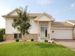 9334 Niagara Ln N, Maple Grove, MN 55369