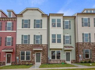 901 Badger Ave, Frederick, MD 21702