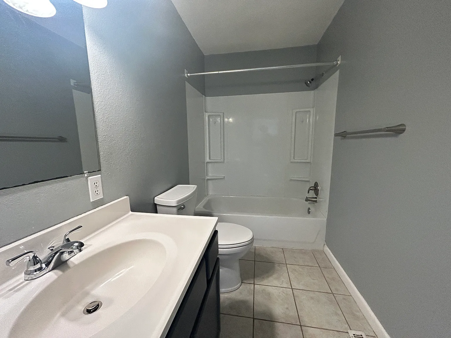 3 bed, 1206 sqft, $1,400 — Photo 3