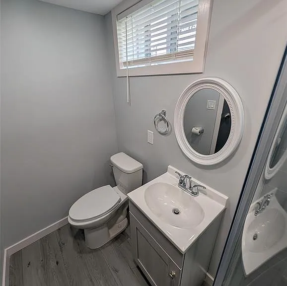 2990 Pillette Rd #2 — Photo 10