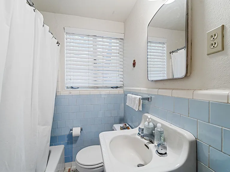 3904 Wrightwood Rd #A-B — Photo 16
