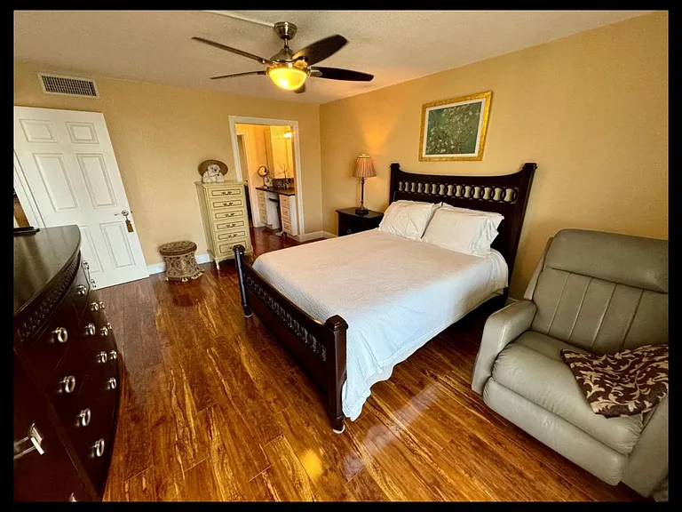 5201 NW 2nd Ave #415 — Photo 9