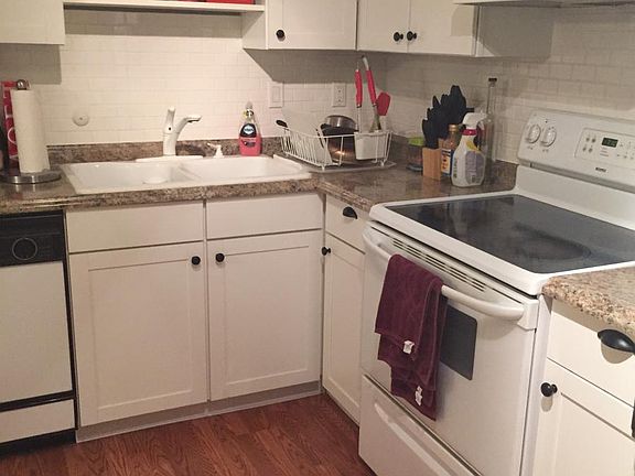 5th image of 8921 Ravenna Ave NE
