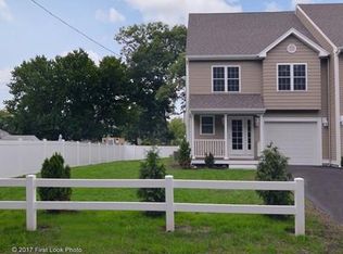 78 Scott St, Attleboro, MA 02703