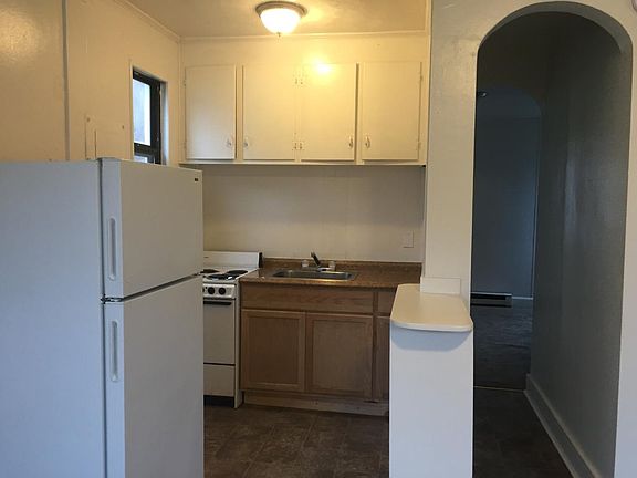 2nd image of 2109 Bainbridge Blvd APT 9