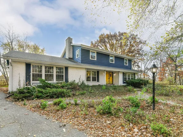 8211 214th AVENUE, Bristol, WI 53104