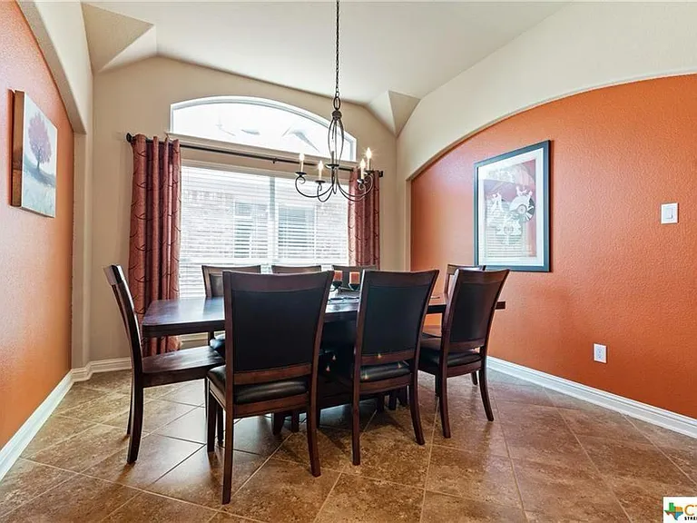 Formal Dining