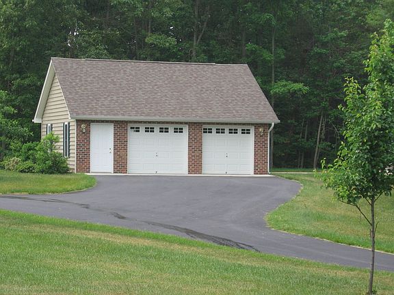 Additional 2 Car Garage