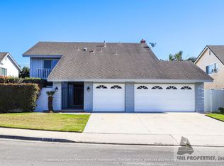 17152 Englewood Cir, Huntington Beach, CA 92647