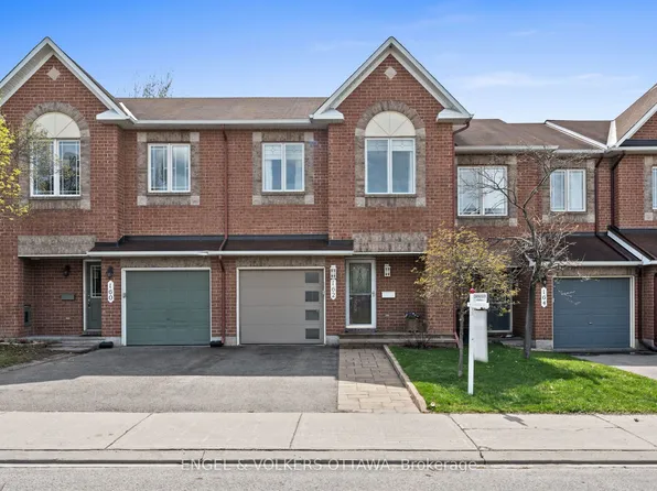 162 Sorento St, Ottawa, ON K2J 0B4