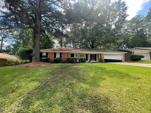 1171 Ferncrest Dr, Jackson, MS 39211