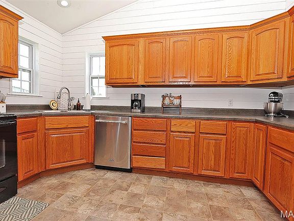 4th image of 109 Sunset Ct